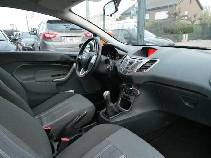 Ford Fiesta 1.6 TDCi 90pk 3d Trend Airco '08 garantie (34851)