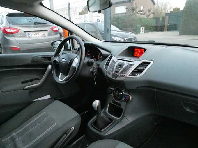 Ford Fiesta 1.6 TDCi 90pk 3d Trend Airco '08 garantie (34851)