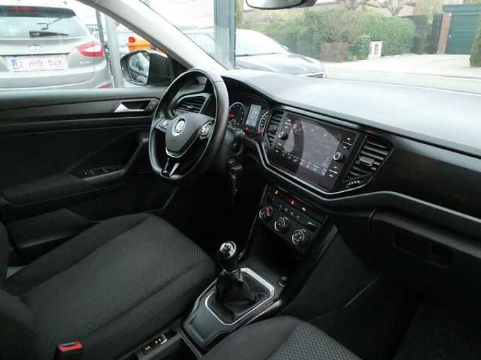 Volkswagen T-Roc 1.0 TSi 115pk Business Trekhaak Luxe '20 73000km (54116)