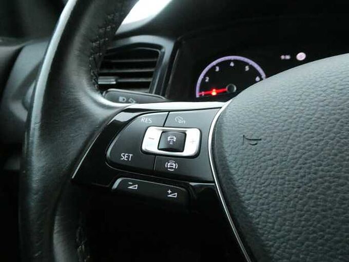 Volkswagen T-Roc 1.0 TSi 115pk Business Trekhaak Luxe '20 73000km (54116)