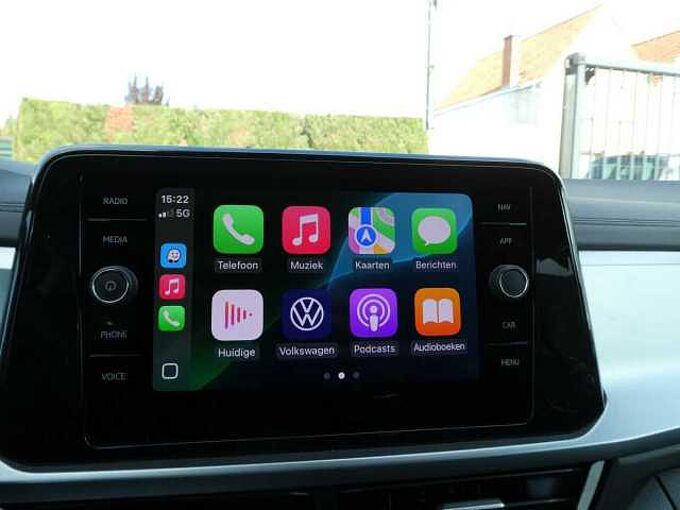 Volkswagen T-Roc 1.0 TSi 115pk Business Luxe '25 20000km (30527)