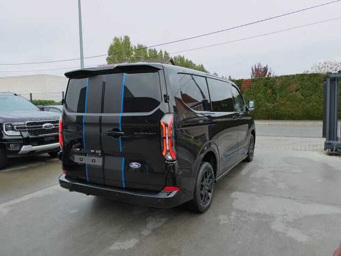 Ford Transit Custom L1 Multi-Use SPORT 5pl 2.0 TDCi 170pk Automaat STOCK