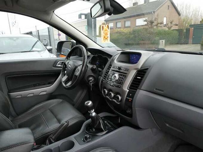 Ford Ranger 2.2 TDCi 150pk 4x4 Limited Camera '13 144000km (16565)