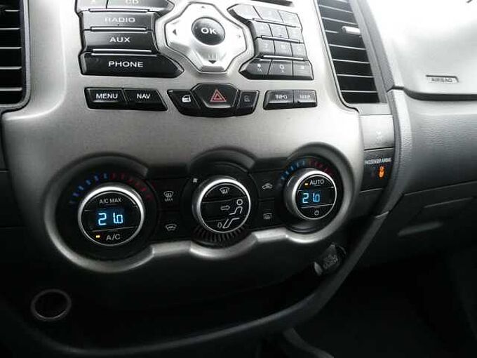 Ford Ranger 2.2 TDCi 150pk 4x4 Limited Camera '13 144000km (16565)