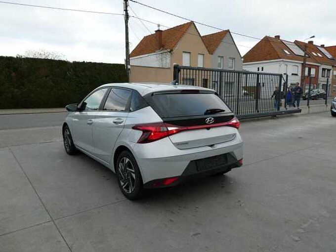 Hyundai i20 1.0 T-GDi MHEV 120pk Automaat Business Camera '23 60000km (50191)