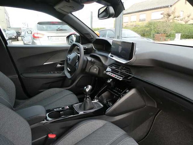 Peugeot 2008 1.2 i benzine 100pk Allure Camera '24 11000km (67782)