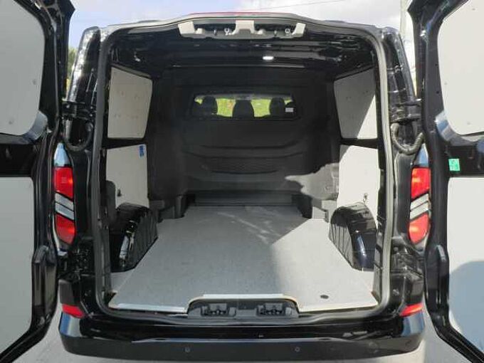 Ford Transit Custom L2 Multi-Use 5pl 320L 2.0 TDCi 136pk Limited Luxe STOCK (60831)