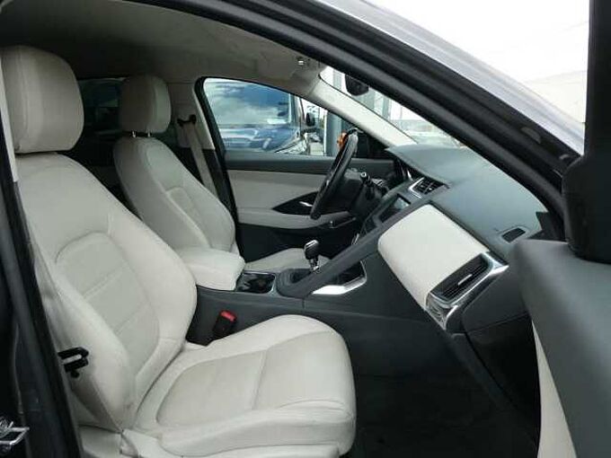 Jaguar E-Pace S 2.0 D 150pk Leder Camera Trekhaak '18 31000km (37105)