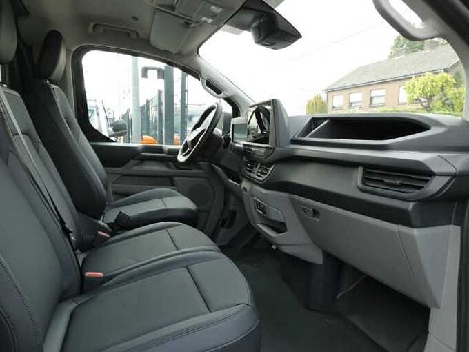 Ford Transit Custom 320L L2 2.0 TDCi 136pk Automaat 3pl Trend Luxe Leder Trekhaak STOCK