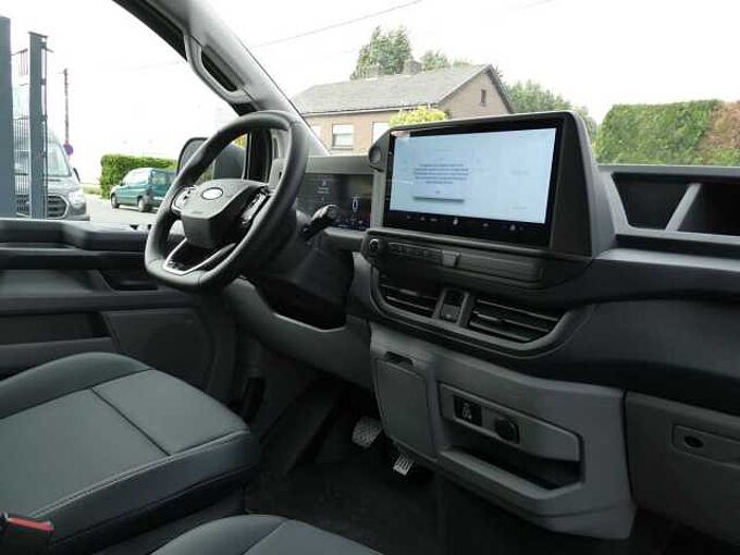 Ford Transit Custom 320L L2 2.0 TDCi 136pk Automaat 3pl Trend Luxe Leder Trekhaak STOCK