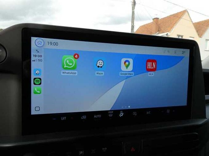 Ford Transit Custom 320L L2 2.0 TDCi 136pk Automaat 3pl Trend Luxe Leder Trekhaak STOCK