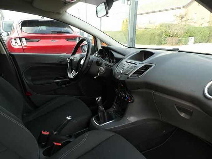 Ford Fiesta 1.2 i benzine 60pk 5d Business '15 garantie (86160)