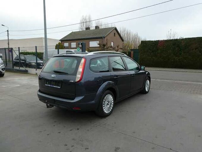 Ford Focus Break 1.6 TDCi 90pk Trend Airco Trekhaak '10 garantie (31314)