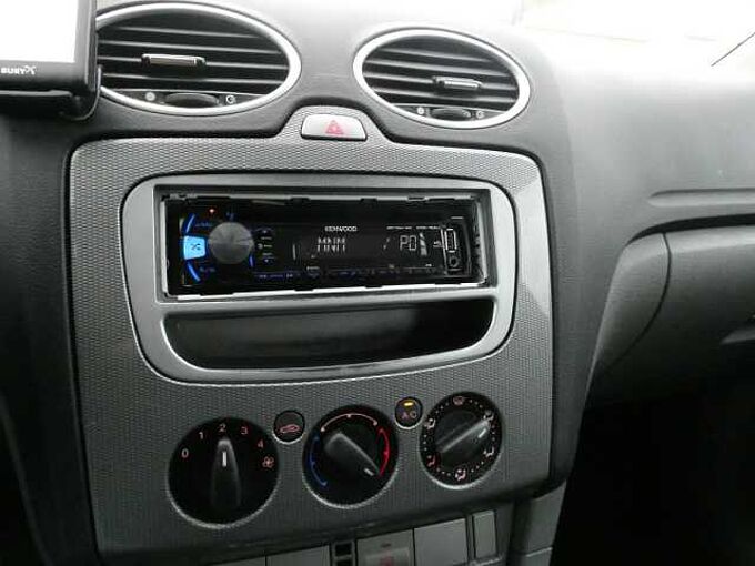 Ford Focus Break 1.6 TDCi 90pk Trend Airco Trekhaak '10 garantie (31314)