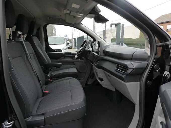 Ford Transit Custom L2 Multi-Use 6pl 2.0 TDCi 170pk Automaat Limited Luxe STOCK (89598)