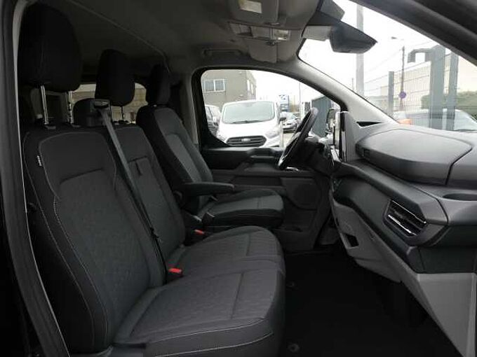 Ford Transit Custom L2 Multi-Use 6pl 2.0 TDCi 170pk Automaat Limited Luxe STOCK (89598)