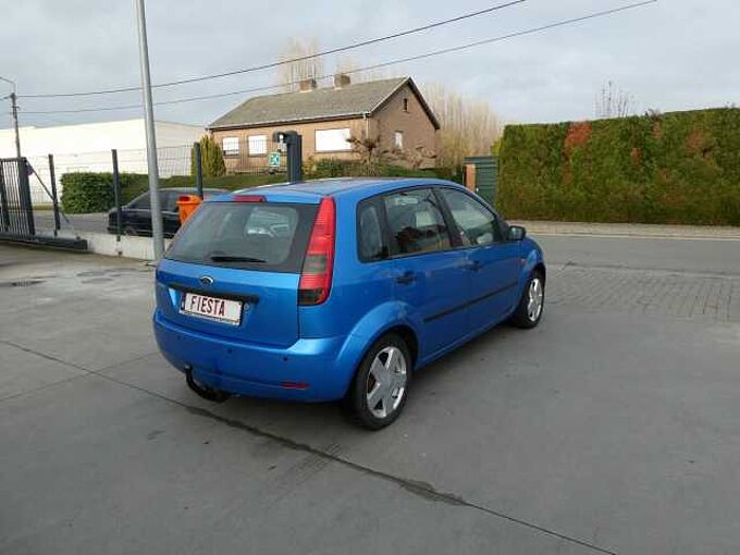 Ford Fiesta 1.6 i benzine 100pk 5d Trend Airco Leder '04 garantie (53459)
