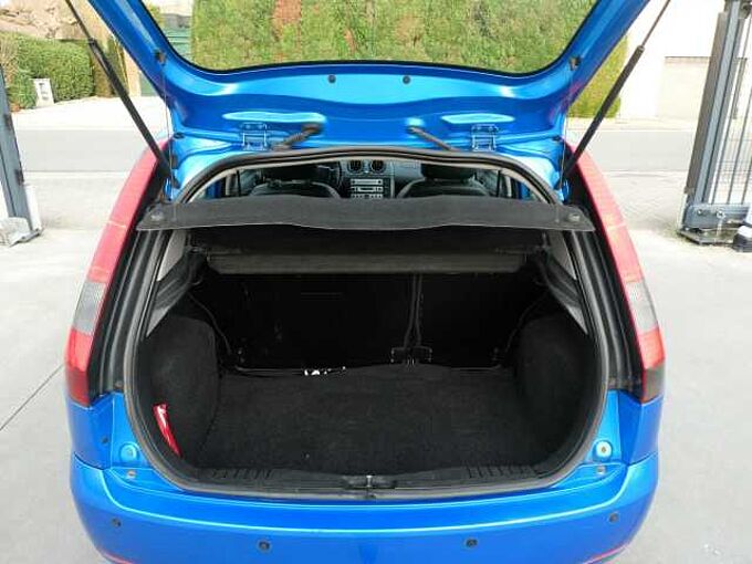 Ford Fiesta 1.6 i benzine 100pk 5d Trend Airco Leder '04 garantie (53459)