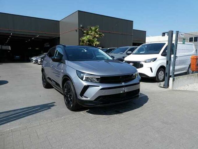 Opel Grandland 1.2 i benzine 130pk GS-Line Camera '23 30000km (29917)