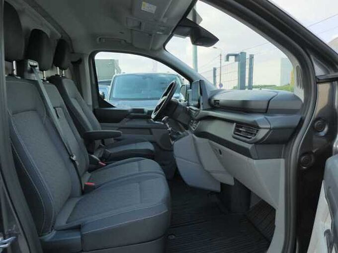 Ford Transit Custom 320L L2 2.0 TDCi 136pk 3pl Limited Luxe Trekhaak STOCK (85560)