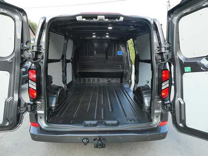 Ford Transit Custom 320L L2 2.0 TDCi 136pk 3pl Limited Luxe Trekhaak STOCK (85560)