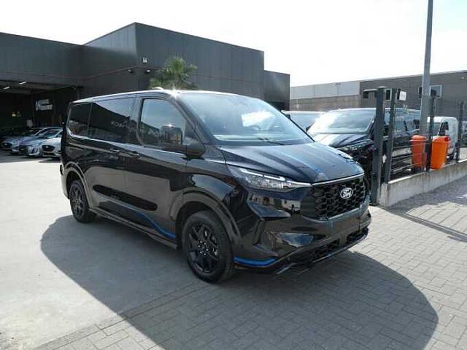 Ford Transit Custom L1 Multi-Use SPORT 5pl 2.0 TDCi 170pk Automaat STOCK