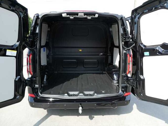 Ford Transit Custom L1 Multi-Use SPORT 5pl 2.0 TDCi 170pk Automaat STOCK