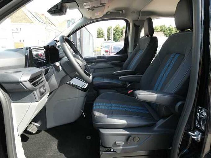 Ford Transit Custom L1 Multi-Use SPORT 5pl 2.0 TDCi 170pk Automaat STOCK