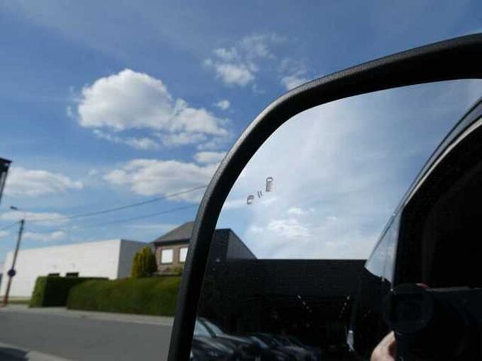 Ford Transit Custom L1 Multi-Use SPORT 5pl 2.0 TDCi 170pk Automaat STOCK