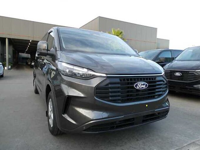 Ford Transit Custom L2 Multi-Use 5pl 320L 2.0 TDCi 136pk Limited Luxe STOCK