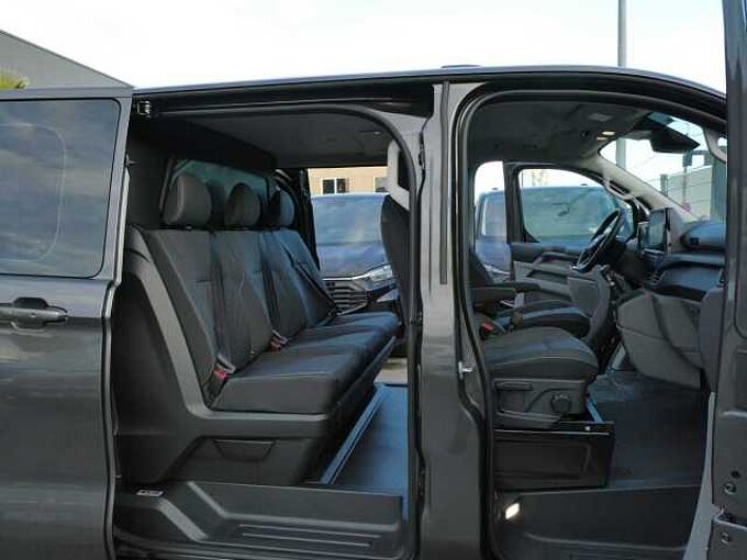 Ford Transit Custom L2 Multi-Use 5pl 320L 2.0 TDCi 136pk Limited Luxe STOCK