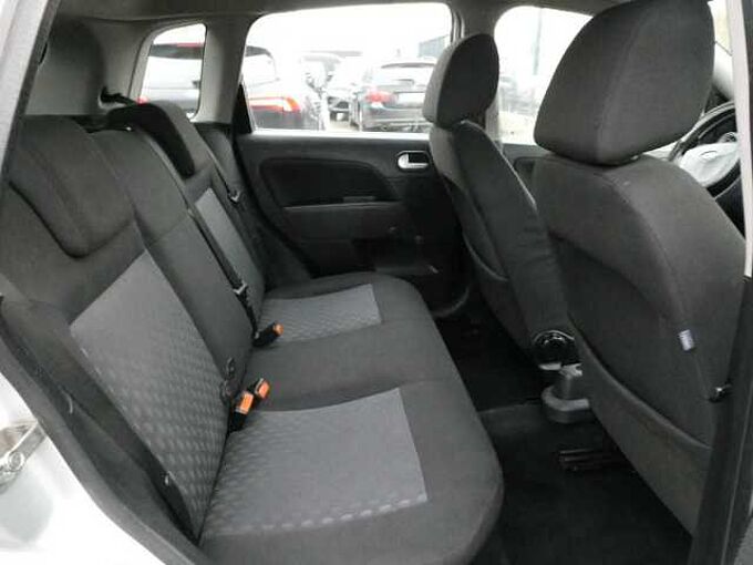 Ford Fiesta 1.4 TDCi 68pk 5d Trend Airco '05 garantie (36964)