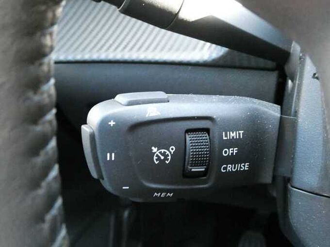 Peugeot 208 1.2 i benzine 100pk 5d Allure 360&deg; Camera BLIS ACC '24 14000km (41003)