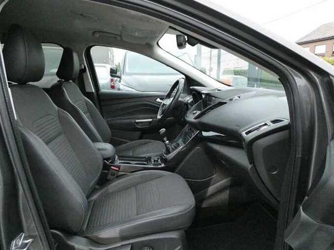 Ford Kuga 1.5i 150pk TITANIUM luxe '18 (75794)