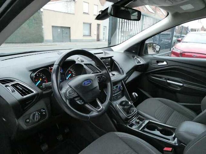 Ford Kuga 1.5i 150pk TITANIUM luxe '18 (75794)