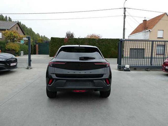 Opel Mokka 1.2 i 100pk GS Line SPORT '23 23000km (09957)