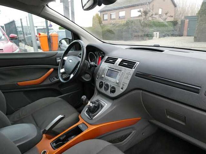 Ford Kuga 2.0 TDCi 136pk Titanium Pano Trekhaak '08 garantie (47952)