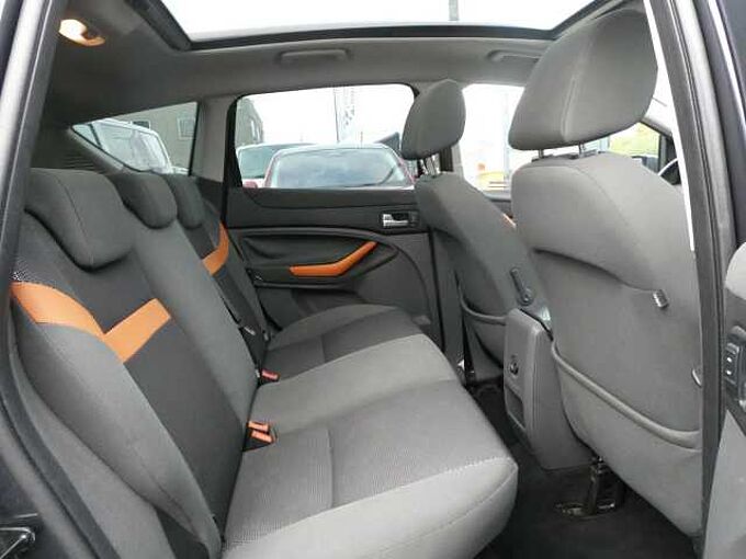 Ford Kuga 2.0 TDCi 136pk Titanium Pano Trekhaak '08 garantie (47952)