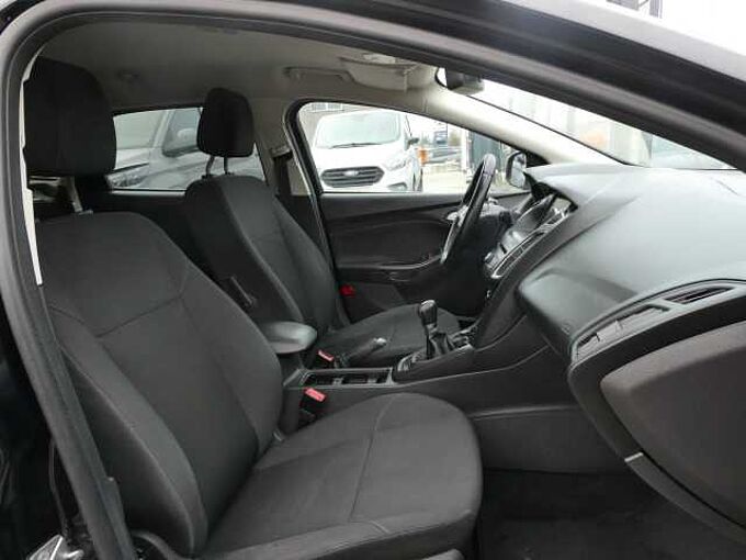 Ford Focus Break 1.0 i 100pk TITANIUM luxe '17 Trekhaak garantie (59951)