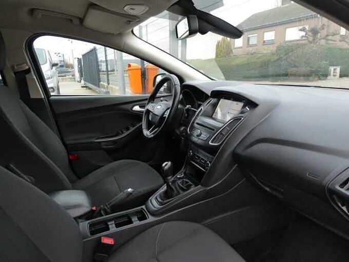 Ford Focus Break 1.0 i 100pk TITANIUM luxe '17 Trekhaak garantie (59951)