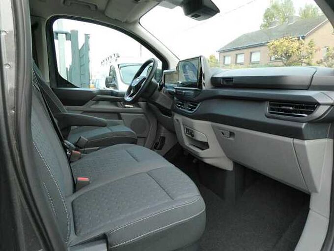 Ford Transit Custom L2 Multi-Use 6pl 2.0 TDCi 170pk Automaat Limited Luxe STOCK (10422)