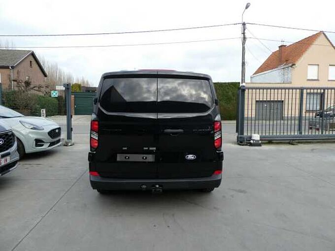 Ford Transit Custom 320L L2 2.0 TDCi 136pk Automaat 3pl Trend Luxe Leder Trekhaak STOCK