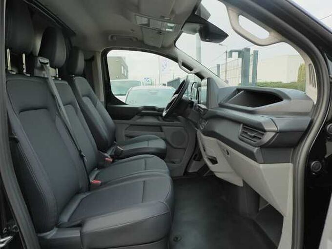 Ford Transit Custom 320L L2 2.0 TDCi 136pk Automaat 3pl Trend Luxe Leder Trekhaak STOCK