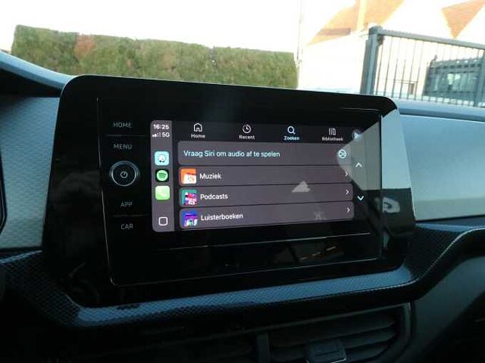 Volkswagen T-Cross 1.0 TSi 95pk Business Luxe '25 19000km (77499)