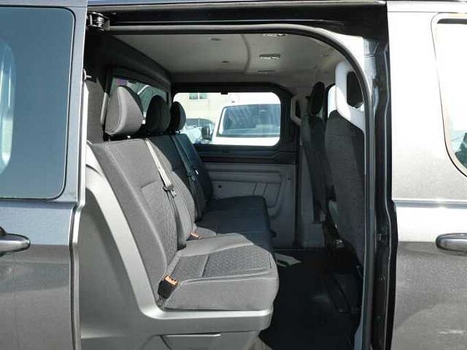 Ford Transit Custom L2 Multi-Use 5pl 320L 2.0 TDCi 136pk Limited Luxe STOCK
