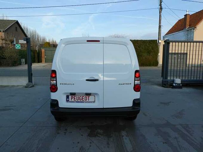 Peugeot Partner 1.6 HDi 75pk 3pl Lichte Vracht BTW '14 197000km (71372)