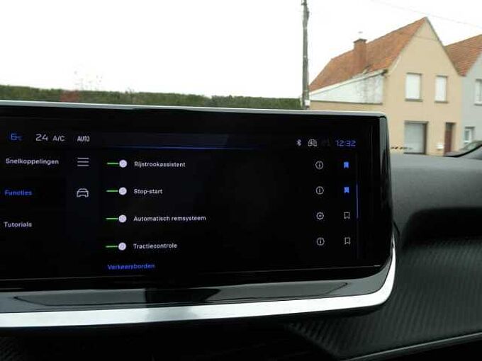 Peugeot 2008 1.2 i 130pk Automaat Allure 360&deg; Camera BLIS ACC '24 36000km (02143)