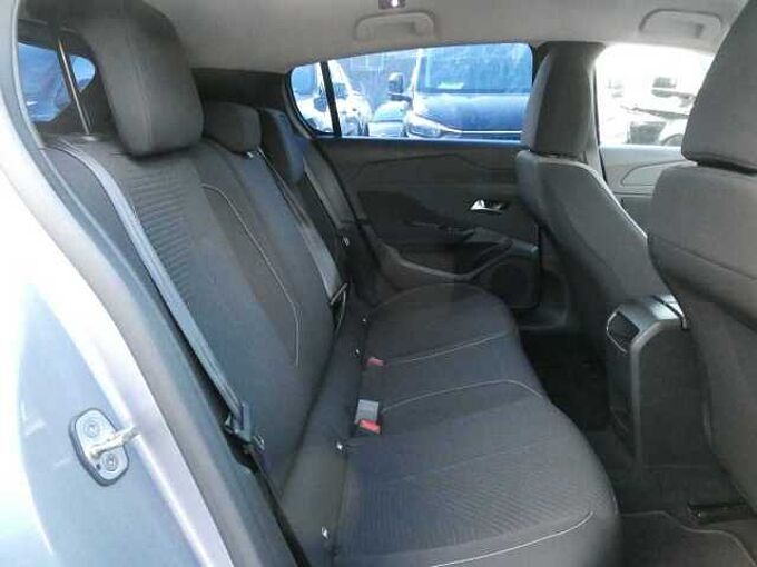 Peugeot 308 5d 1.2 i benzine 130pk Automaat Style Camera '22 52000km (35861)