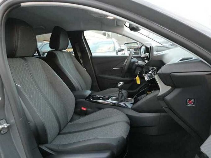 Peugeot 208 1.2 i benzine 100pk Allure '24 360&deg;camera BLIS 23000km (06512)