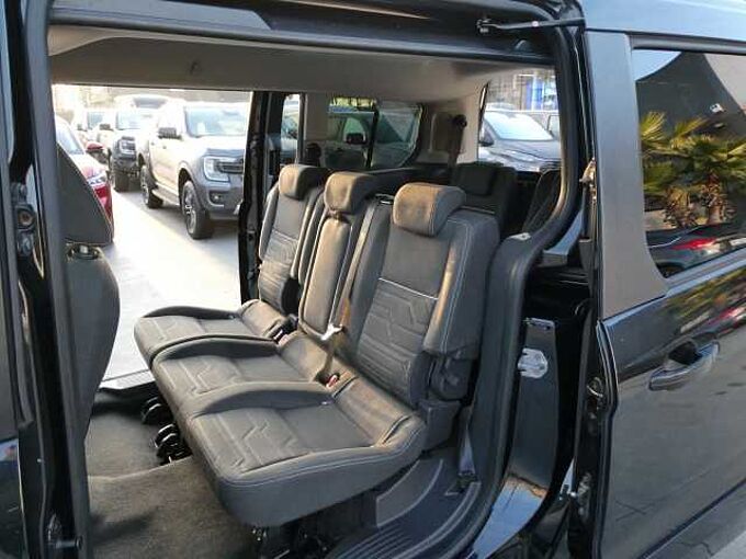 Ford Tourneo Connect 1.6 TDCi 95pk L2 7pl Limited Pano Trekhaak '15 (56037)